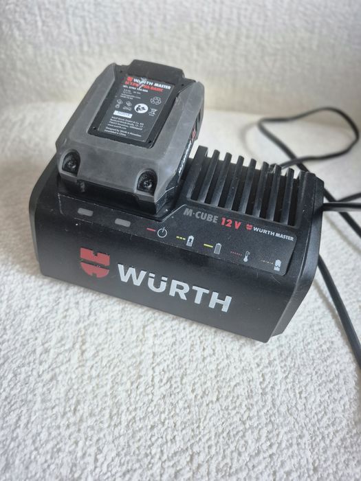 WURTH Ładowarka ALG 12/2 BASIC M-CUBE + bateria