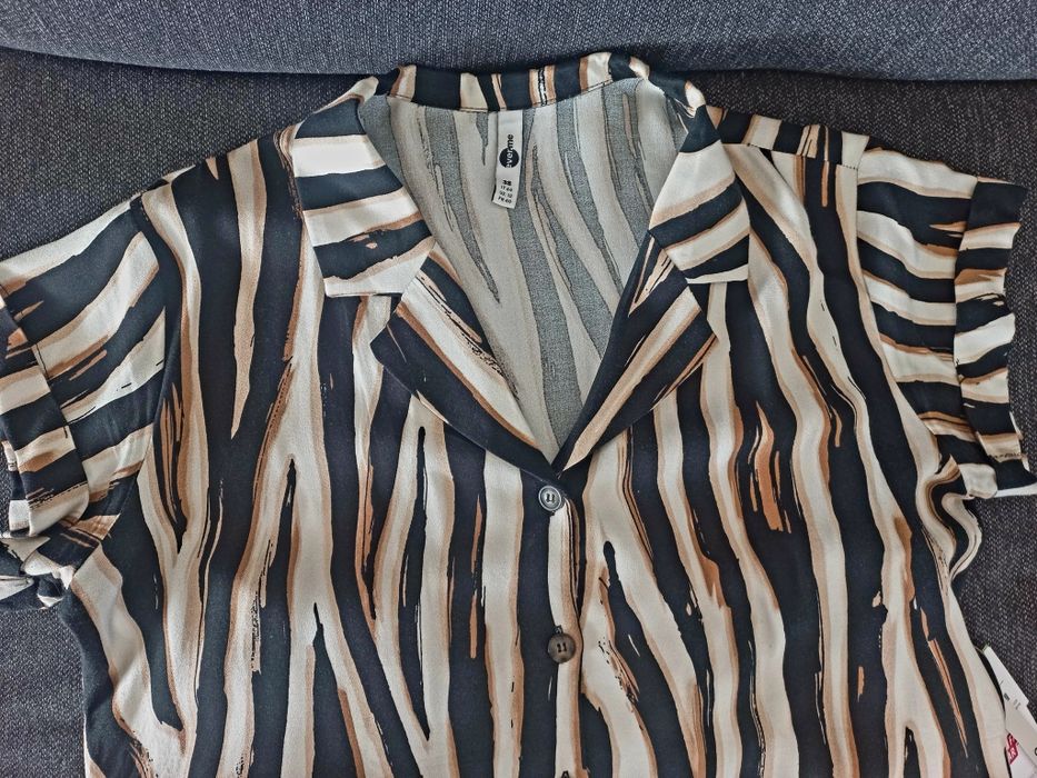 Komplet spodnie i bluzka z kołnierzykiem r 38