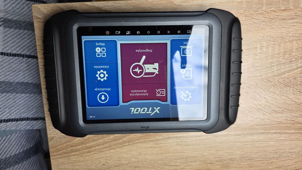 Tester diagnostyczny Xtool h6 elite