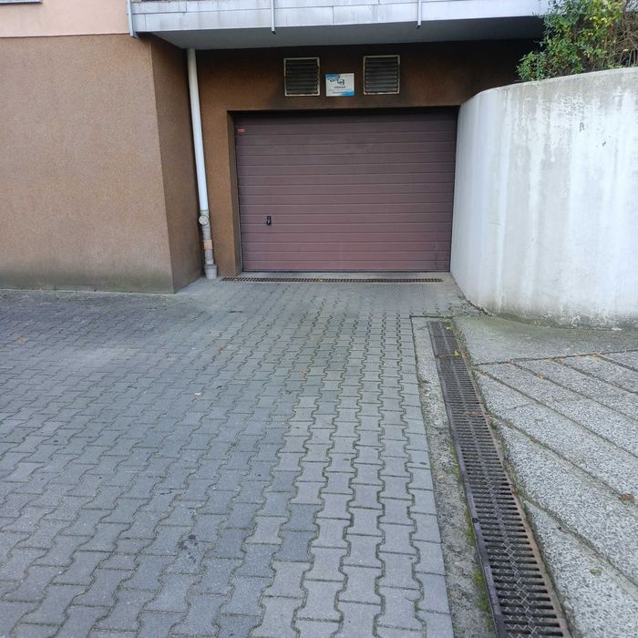 Wynajmę Garaż podziemny