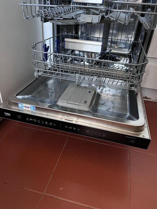 Máquina lavar loiça BEKO