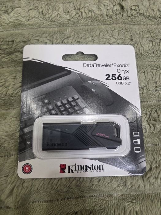 Флешка Kingston DataTraveler Kyson 128Gb