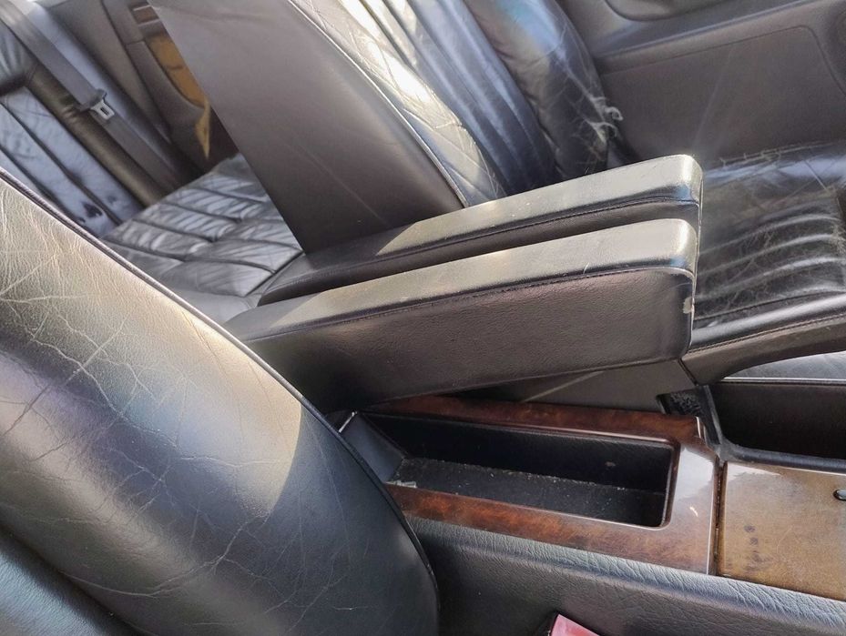podłokietnik  Audi A8 D2 , części