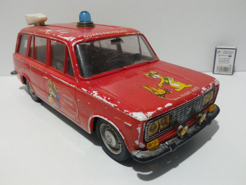 Juguetes Jugados Murcianos: Seat 1430 Ambulancia de Rico. Años 70