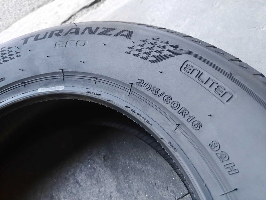 R16 205/60 шини літні 25р Bridgestone Turanza T005
