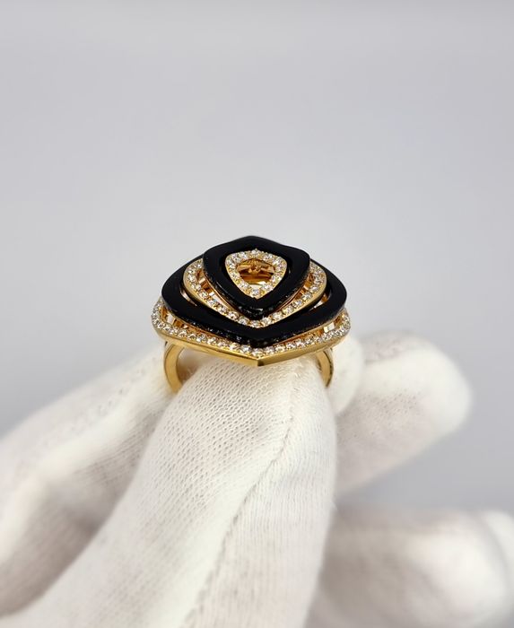 Уникальное кольцо Оникс и бриллианты