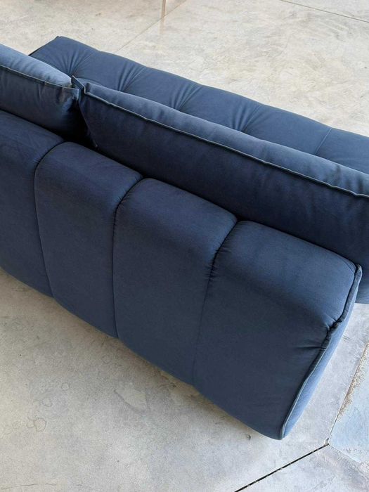 Sofá 1.55*1.00 veludo azul