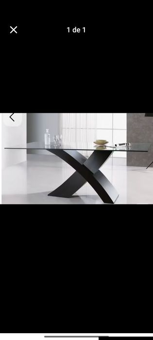 Mesa de jantar de vidro