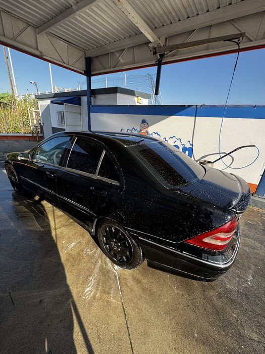 Mercedes C220 CDI Avantgarde Auto — Excelente Estado