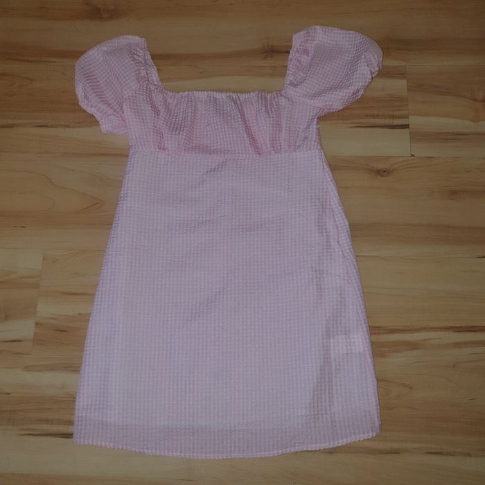 Sukienka w kratkę pudrowy róż house bufki