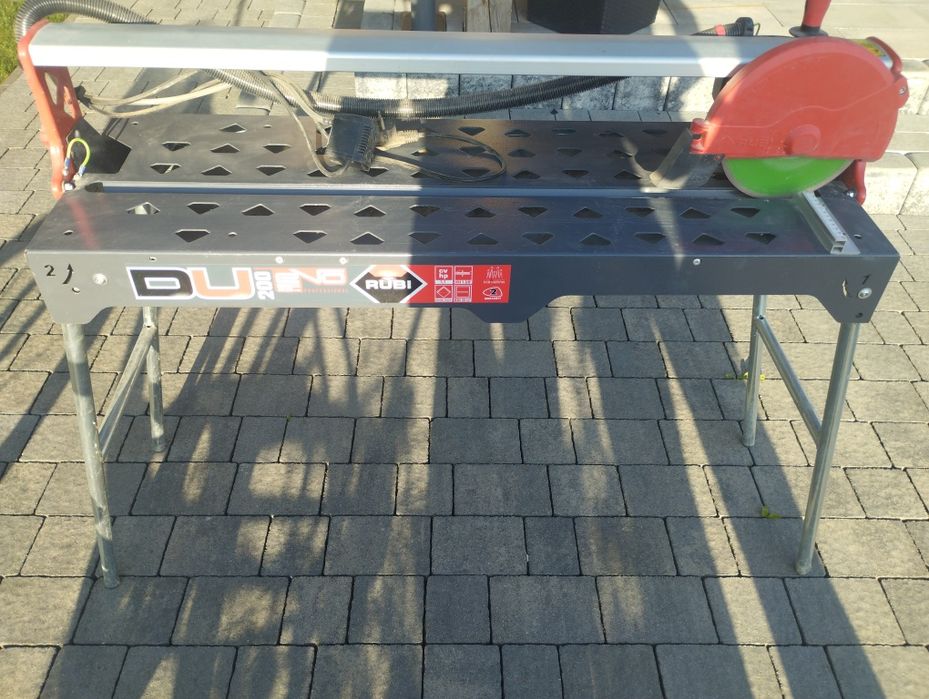 Maszyna do cięcia płytek RUBI