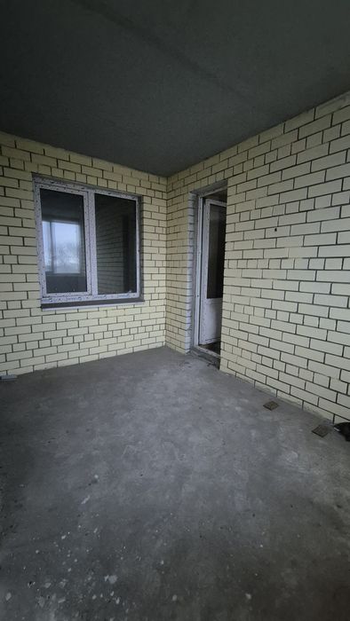 Продаж трикімнатної квартири у м.Самар (106 м²)