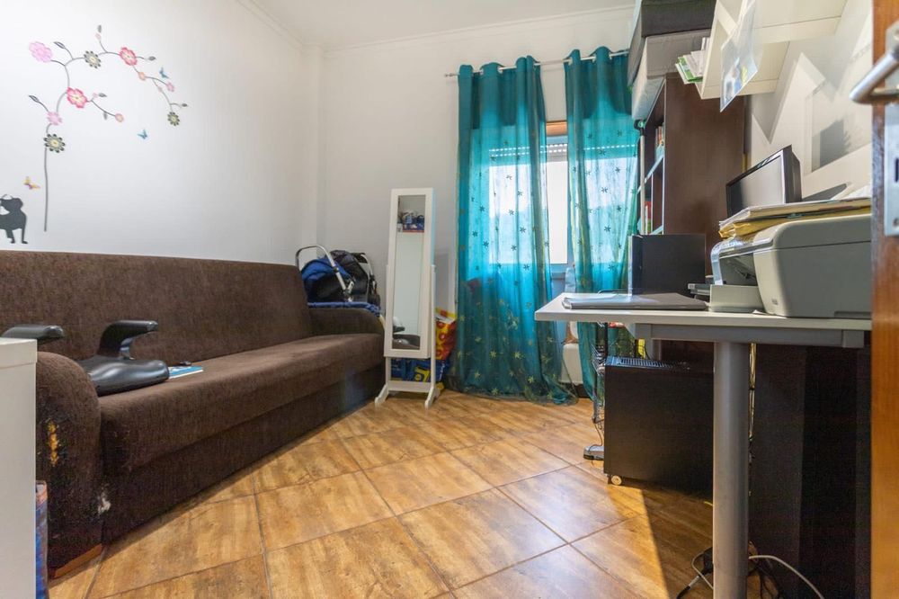 Apartamento para arrendar Miratejo