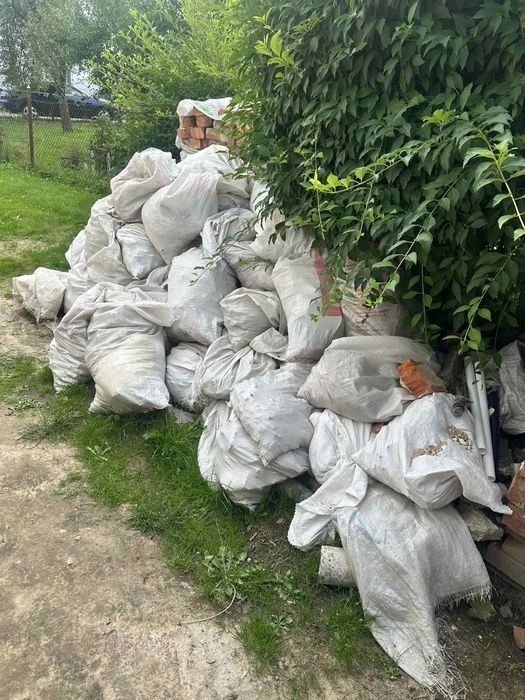 Вивіз сміття,утилізація бою,старих меблів та техніки