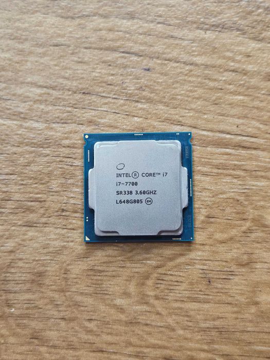 Процессор intel core i7 7700 4 ядра 8 потоков 4.2 Ггц идеал гарантия 1151 сокет 7-е поколение интел