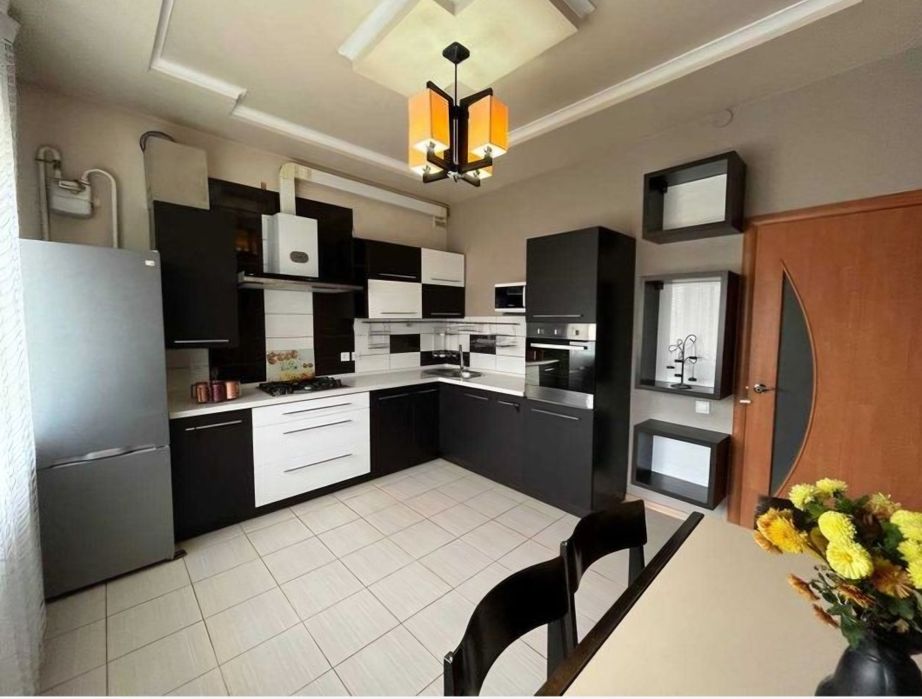 Продажа двухкомнатной квартиры на Соборной!