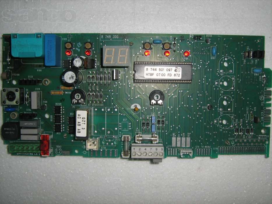 Плата для котла Junkers Bosch heatronic (червоне табло)