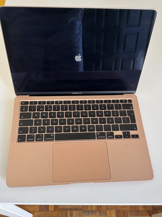 MacBook air Dourado