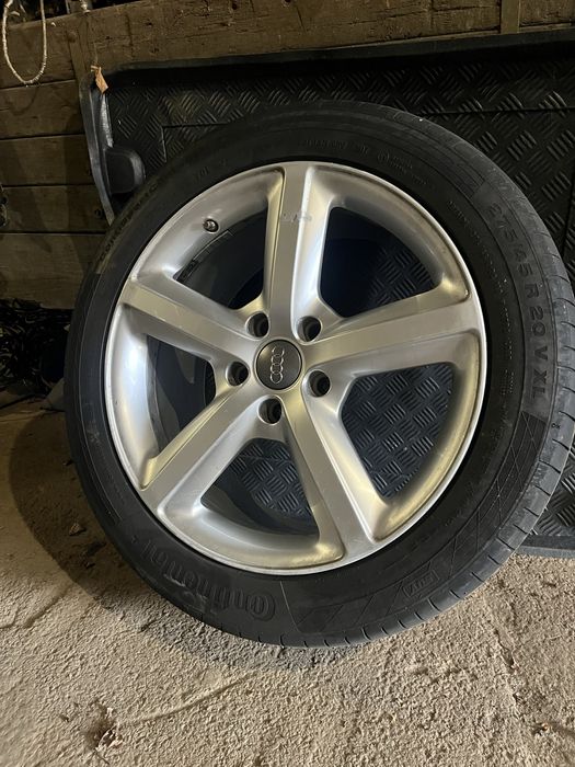 Продам з резиною диски Audi Q7