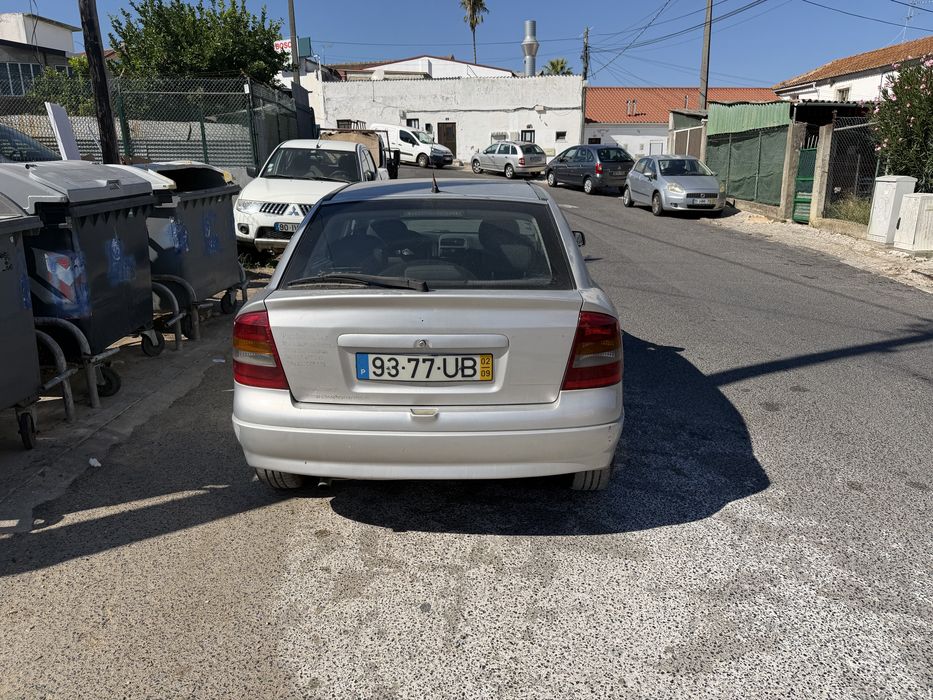 Vendo meu Opel astra  gasolina apenas com embreagem a falhar carro anda normalmente