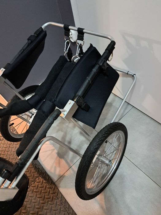 Wózek inwalidzki dla dużego psa