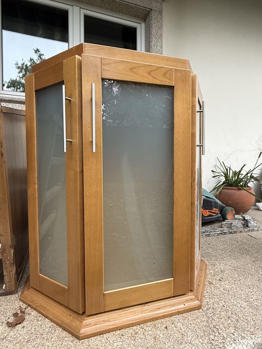 Móvel louceiro como novo