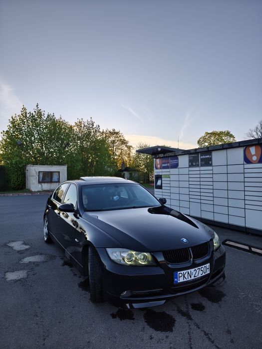 BMW E90 325i 218km