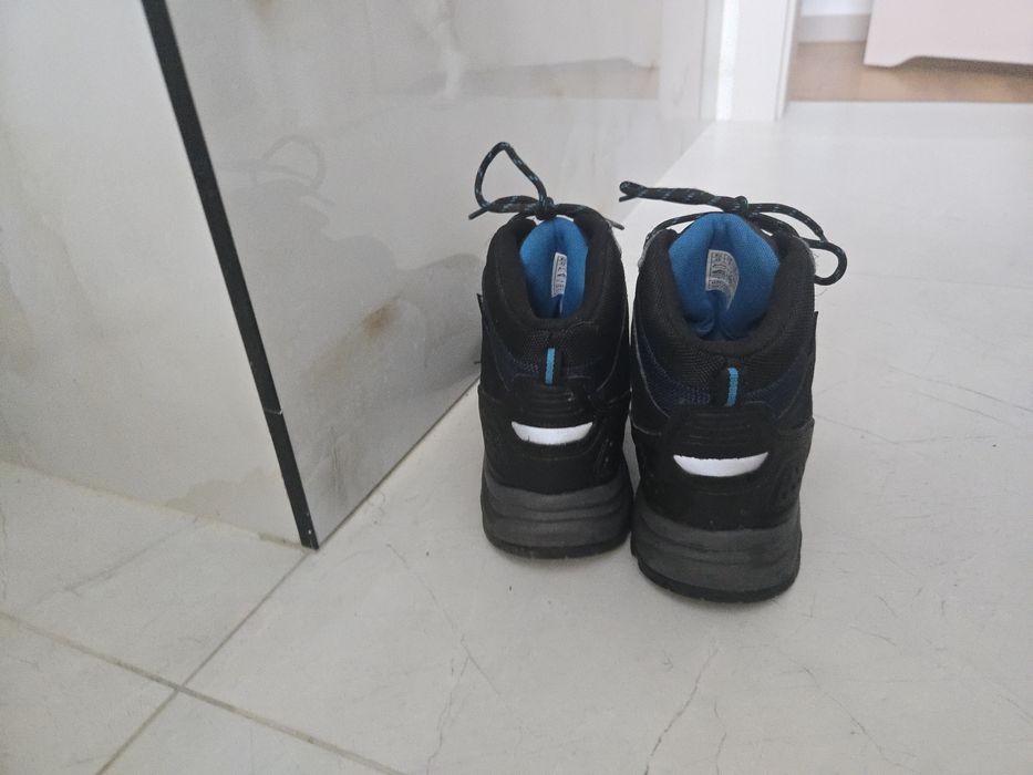 Buty górskie do trekkingu