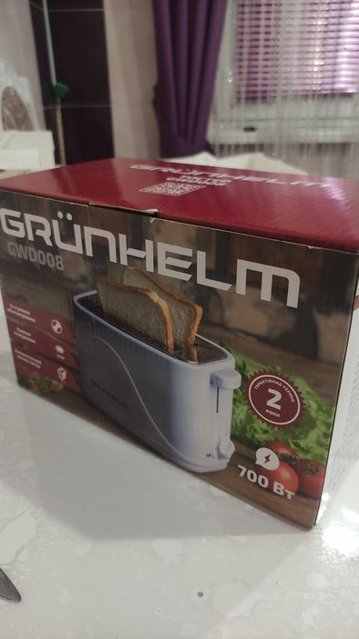 Тостер   Grunhelm  700 ват