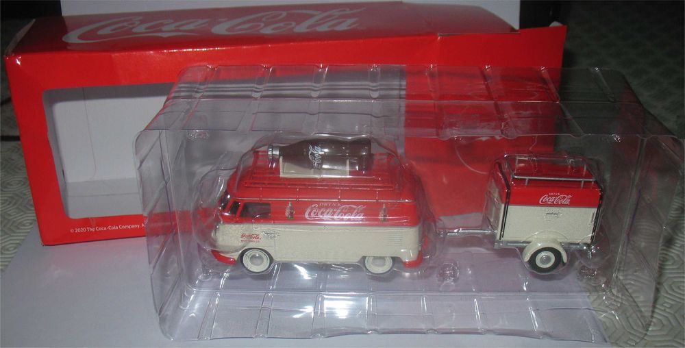 Volkswagen Kombi T1 + Atrelado - Coca-Cola