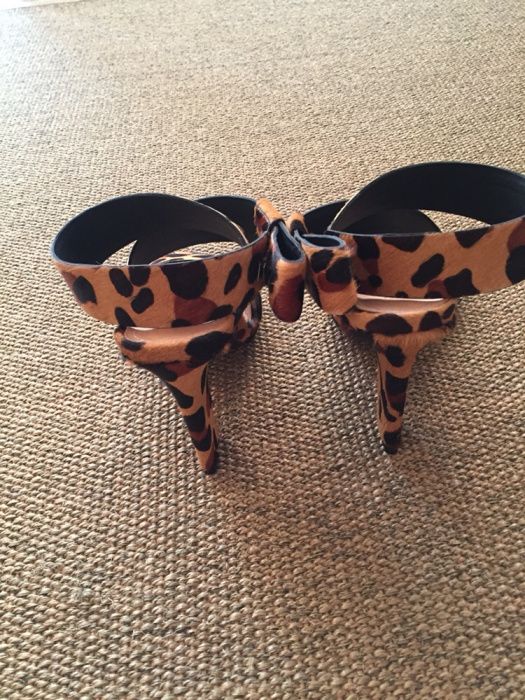 Sandálias de Pele SCHÜTZ (portes incluídos)