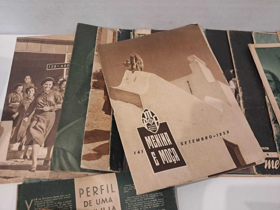 Coleção de revistas "Menina e Moça"