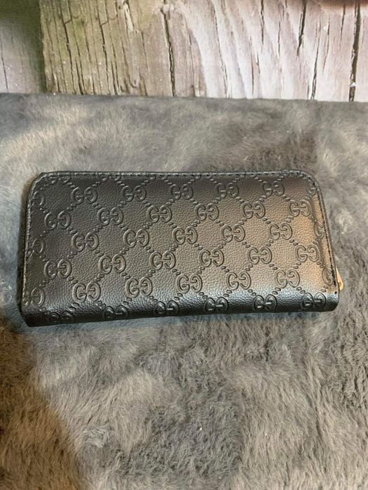 Sprzedam  damski portfel