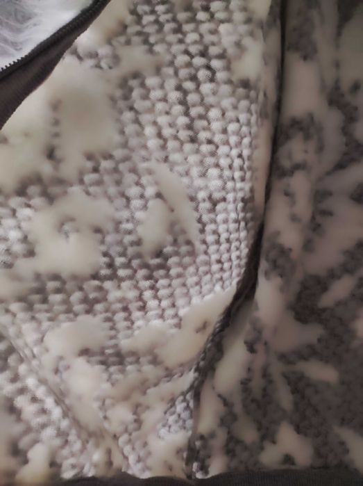 Кофтина Зара дуже красива