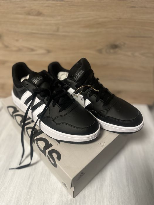 Кросівки чоловічі adidas