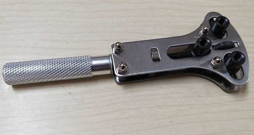 Ferramenta para abrir Relógios.