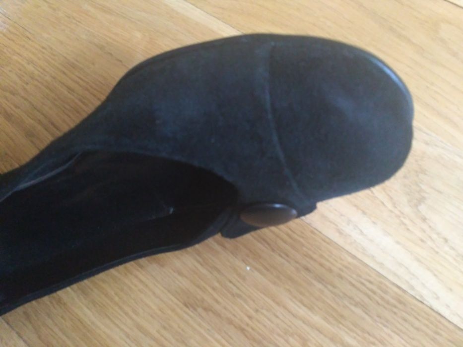 Buty zamszowe niski obcas 38 Sagan