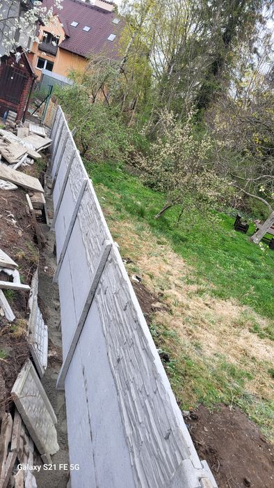 Montaż ogrodzeń betonowych