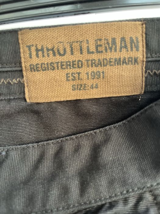 Calças Escuras Throttleman Regular Fit