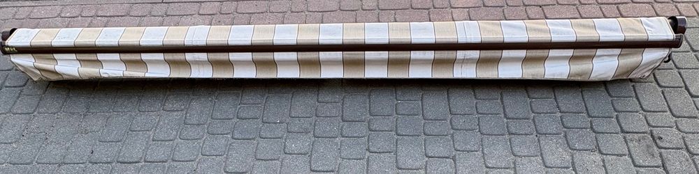 Markiza firmy MOL Piano szerokość 300 cm głębokość 250 cm