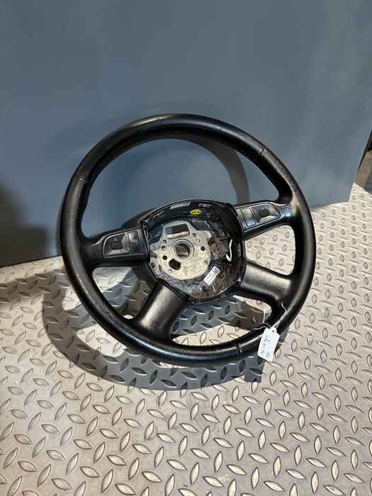 Volante Audi A6 4f2 C6