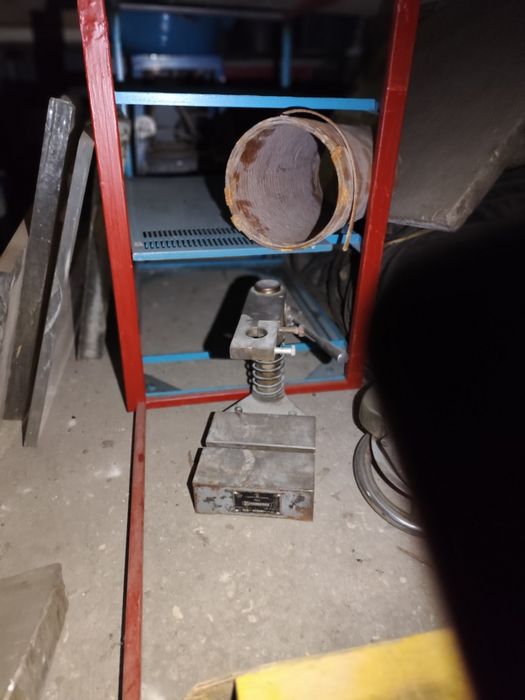 Стійка для дрелі