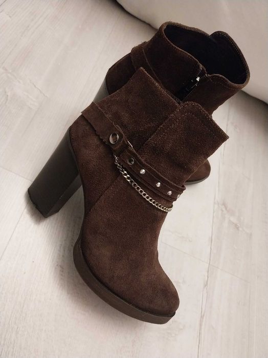 Skórzane Brąz - Botki Carini Styl Kowbojki