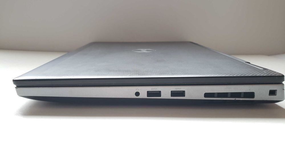 Ноутбук Dell Precision 7530 IPS i7-8850H 32GB 128Gb 512GB SSD nVidia