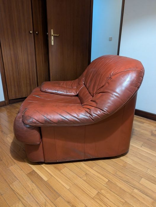 Sofá individual de couro