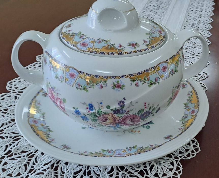 Terrina Limoges pintada a mao