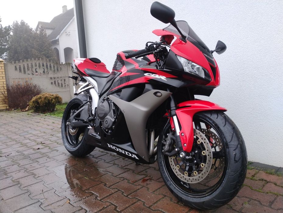 Honda CBR 600rr PC 40 honda vfr 800 super stan mały przebieg