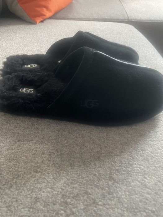 Kapcie ugg ocieplane