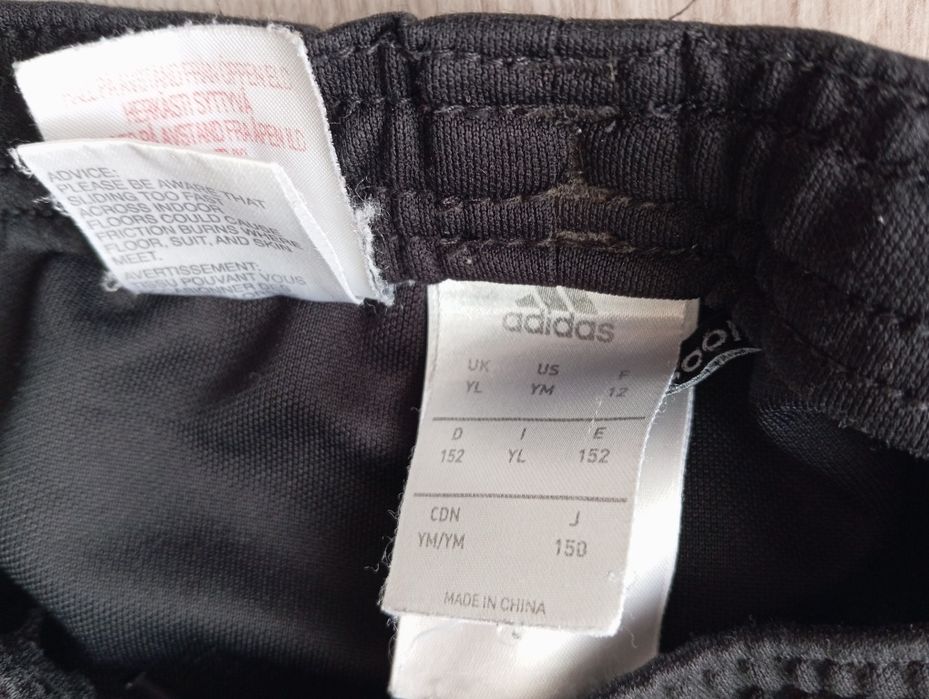 Leginsy sportowe damskie
