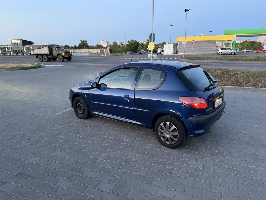 В продаже пежо 1.4 дизель в отличном состояние